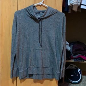 grey thin sweatshirt